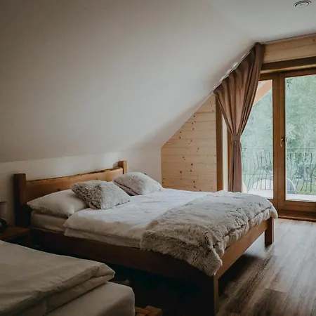 Moderny Zrub Na Orave Nedaleko Rohacov * Nizna